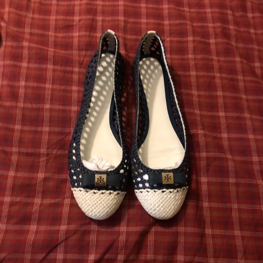 Ballet flats